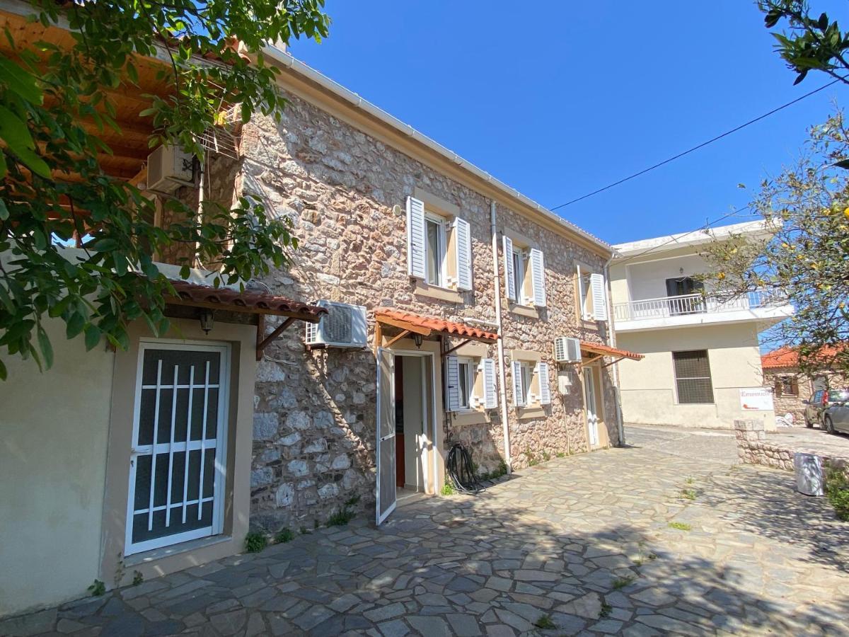 Barbajonn'S Stone House Villa Monemvasía Eksteriør billede